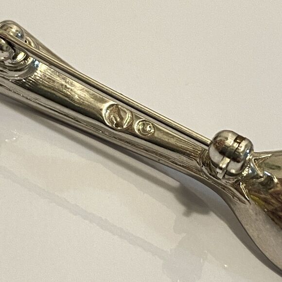 Vintage Swarovski Swan Mark Silver Tone Spoon Pin Brooch - Picture 2 of 3